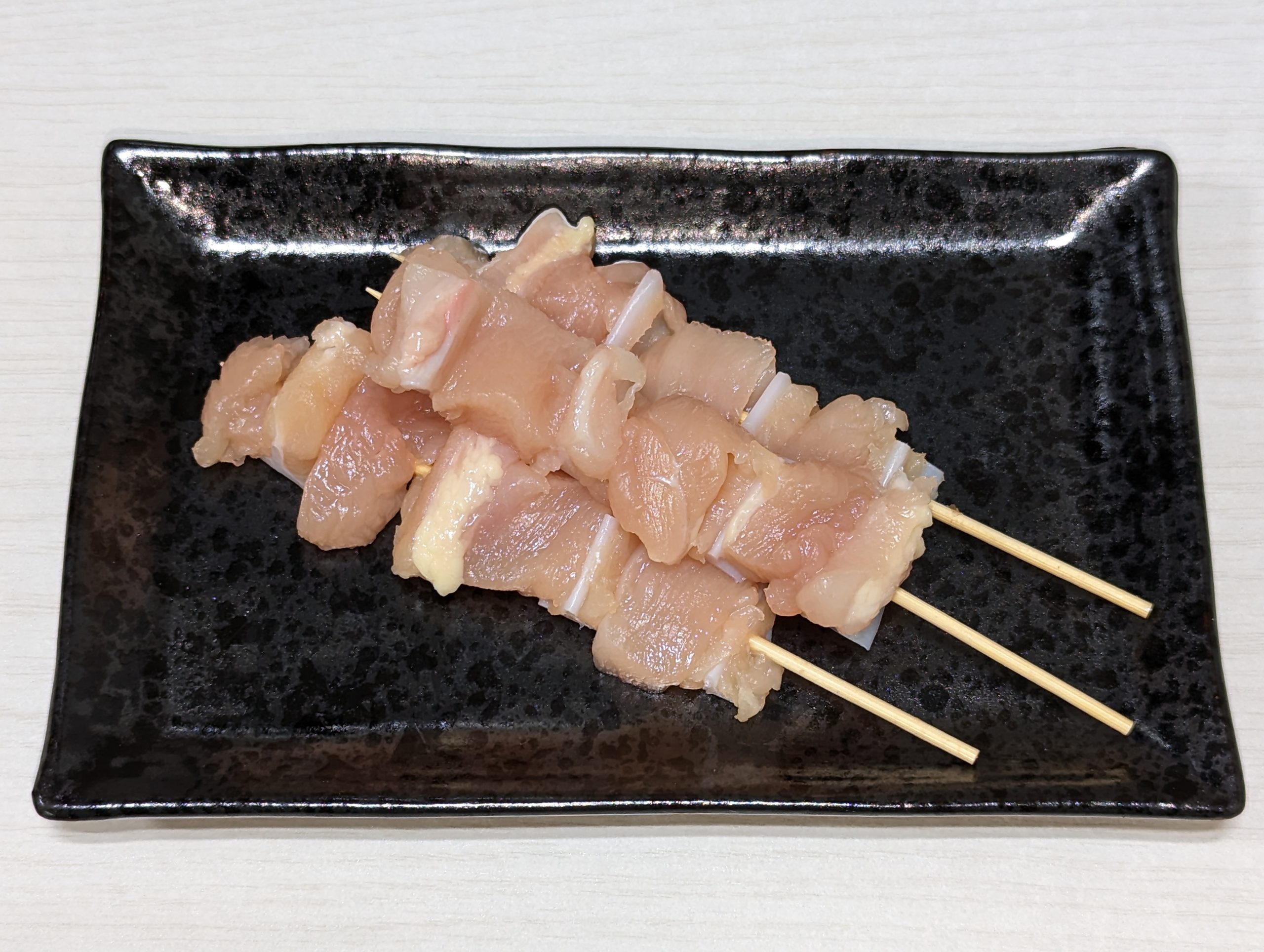 黒　鶏ムネ軟骨串